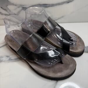Mephisto Women's Black Patent Leather Helen Thong Sandals Sz 40 Sz 10 Comfort